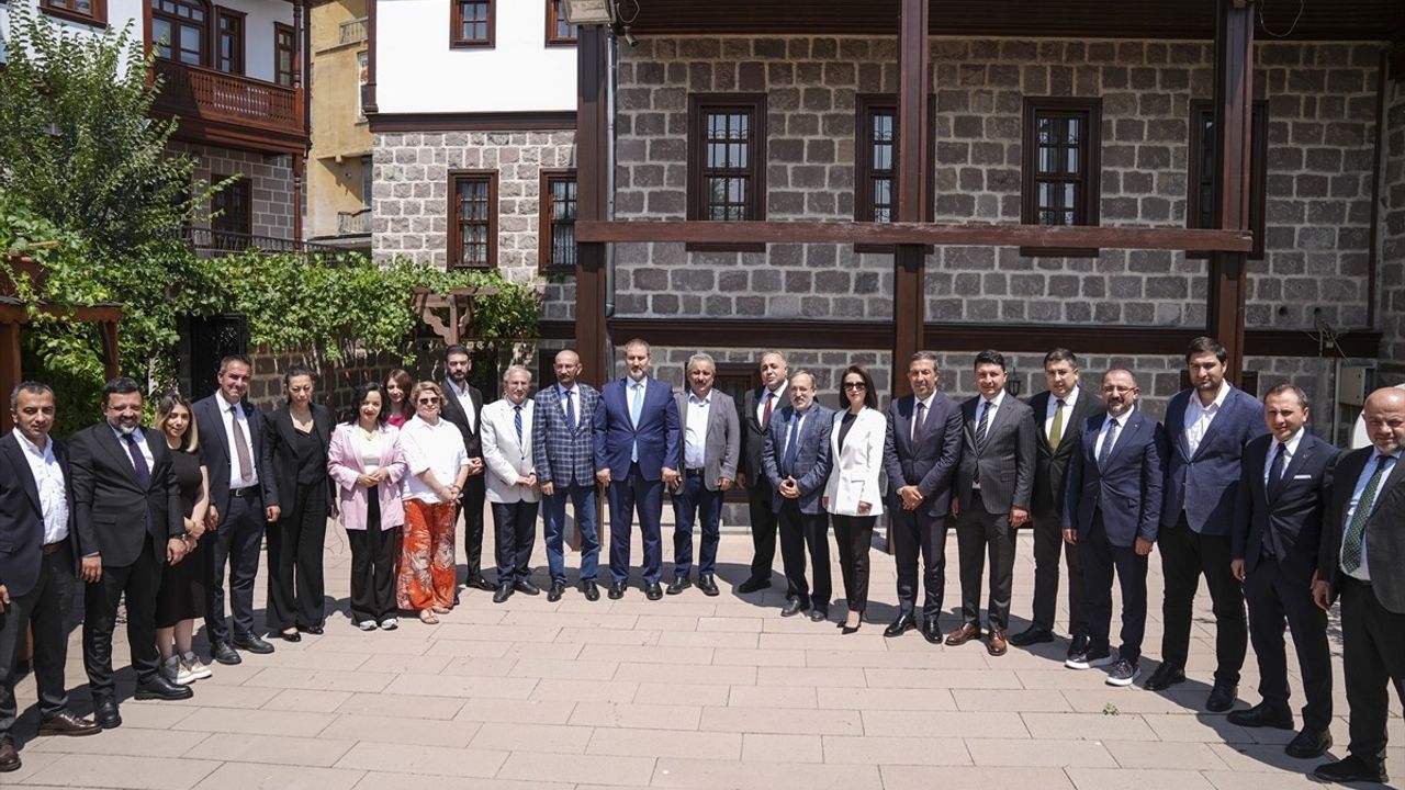 Türkiye'nin Geleceği ve Terörsüz Bir Düzen İçin Yeni Stratejiler