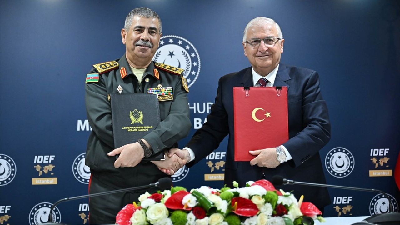 Türkiye ve Azerbaycan'dan Askeri İşbirliği Anlaşması