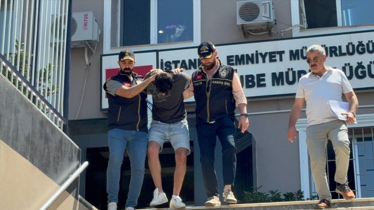Üsküdar'da Silahlı Kavga: Bir Ölü, Bir Zanlı Adliyeye Sevk Edildi