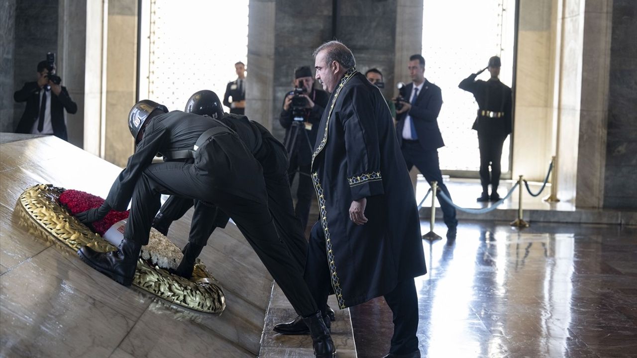 Uyuşmazlık Mahkemesi Heyetinden Anıtkabir Ziyareti