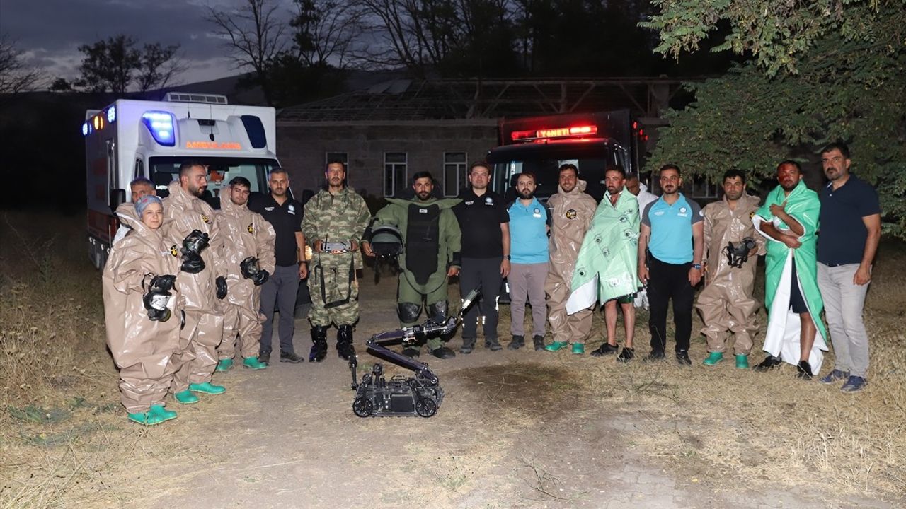 Van'da Kimyasal Olaylara Karşı Tatbikat Gerçekleştirildi