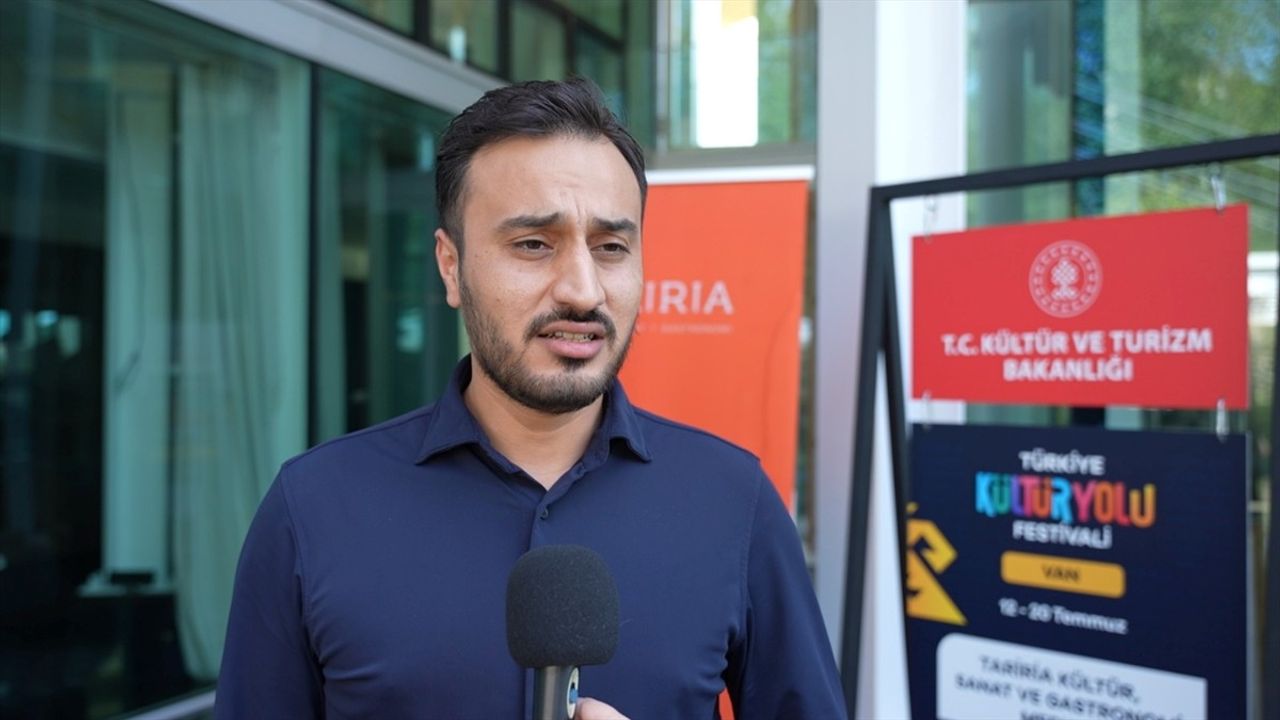 Van Kültür Yolu Festivali Şehre Can Sıktı