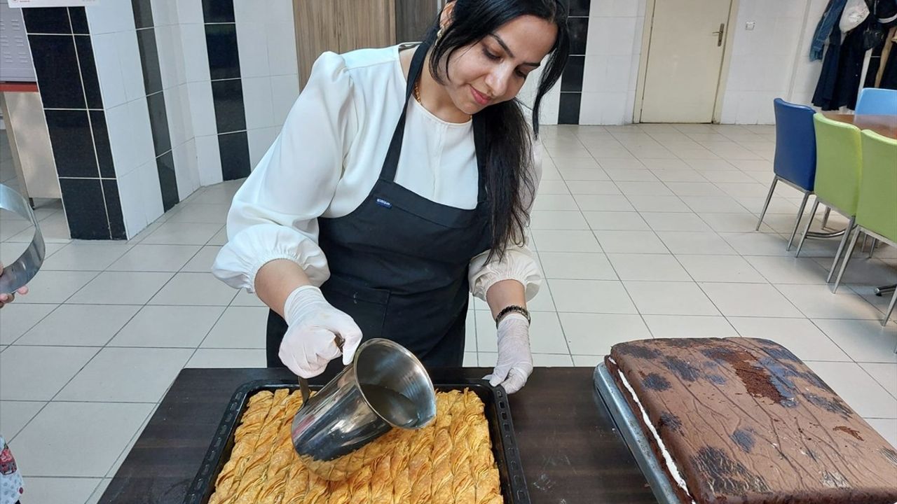Vanlı Kadınlar Meslek Ediniyor
