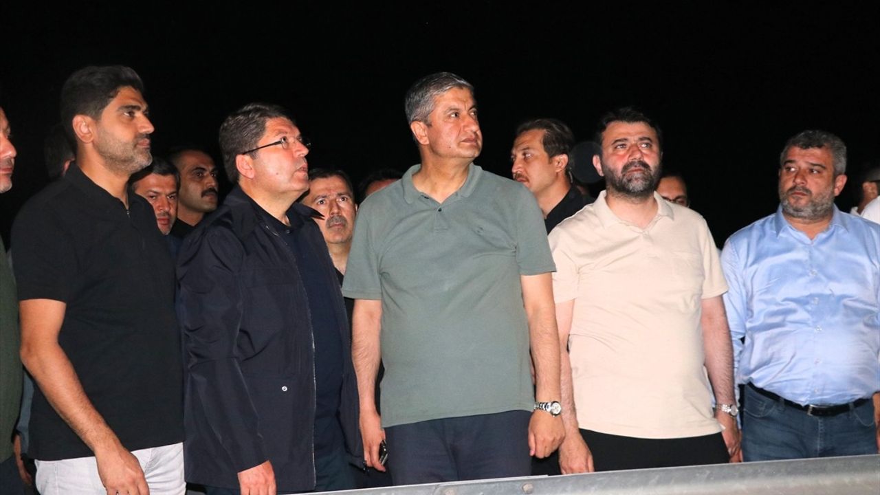 Yangınlarla Mücadele: Adalet Bakanı Tunç'tan Açıklamalar