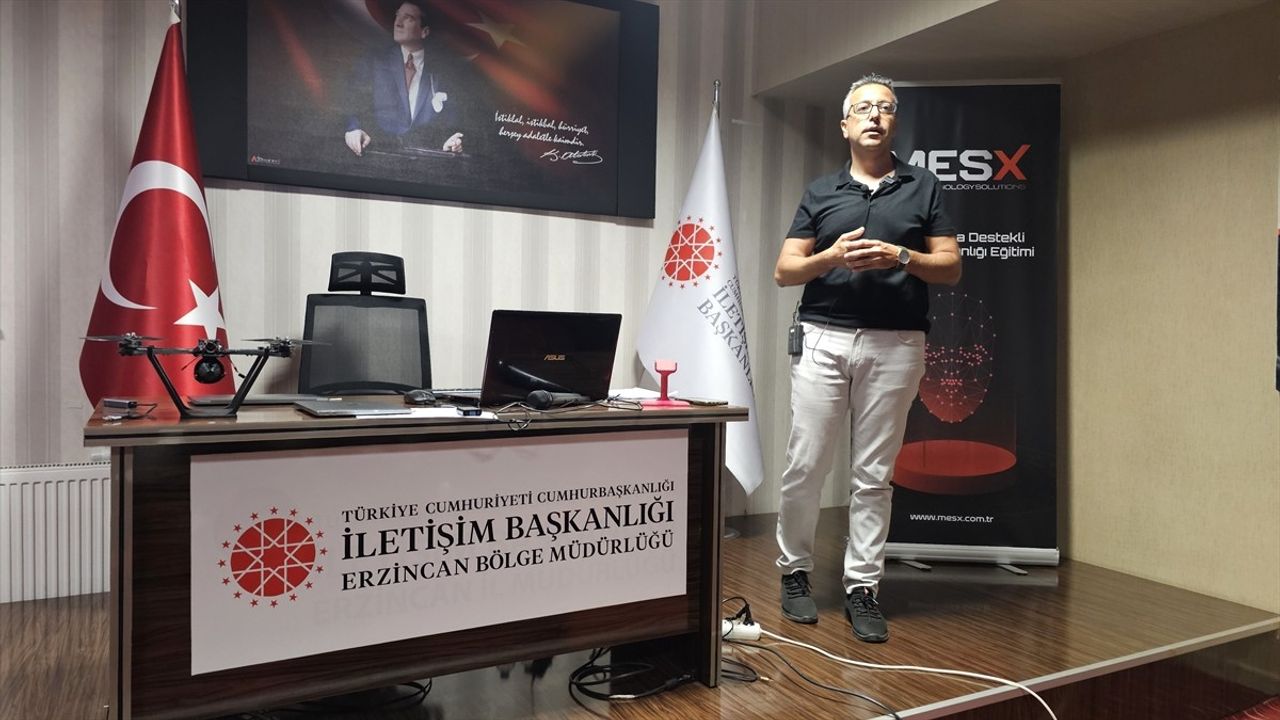 Yapay Zeka Destekli Medya Uzmanlığı Eğitimi Erzincan'da Gerçekleşti