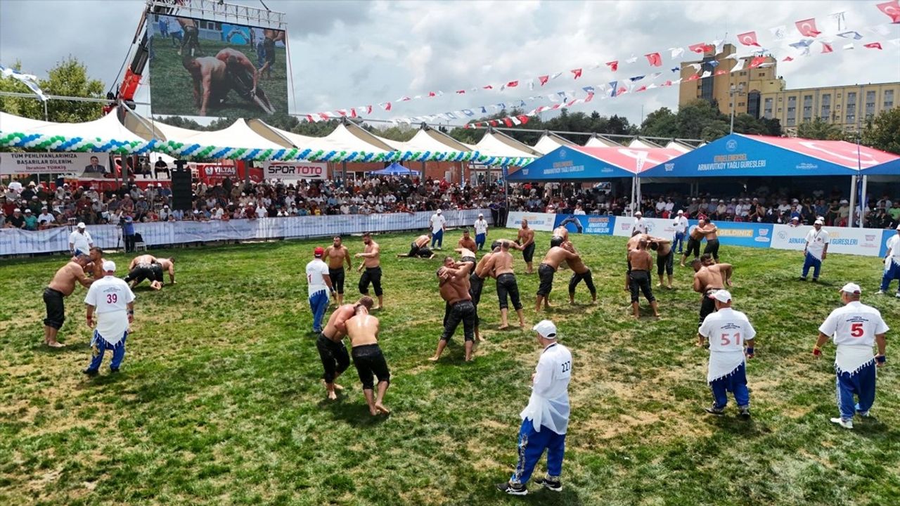 10. Geleneksel Arnavutköy Yağlı Güreşleri Gerçekleşti