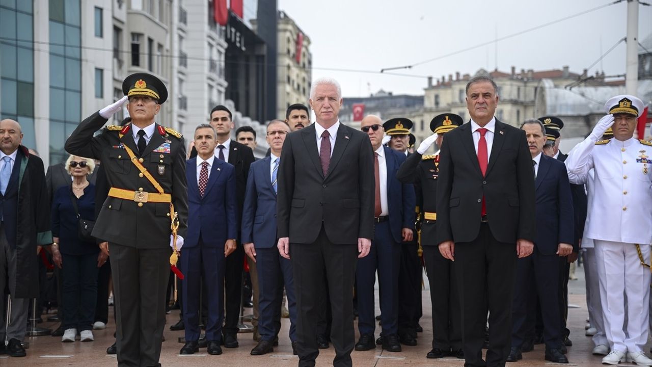 30 Ağustos Zafer Bayramı Taksim'de Coşkuyla Kutlandı