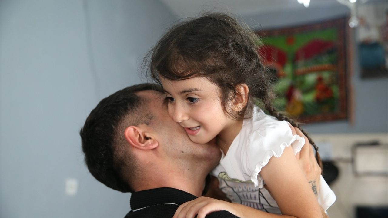 5 Yaşındaki Yağmur'un Yürüyebilme Hayali