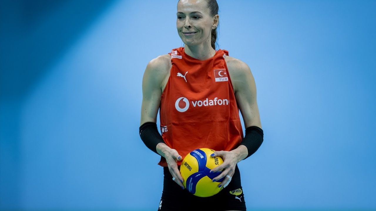 A Milli Kadın Voleybol Takımı, Bulgaristan Maçına Hazır