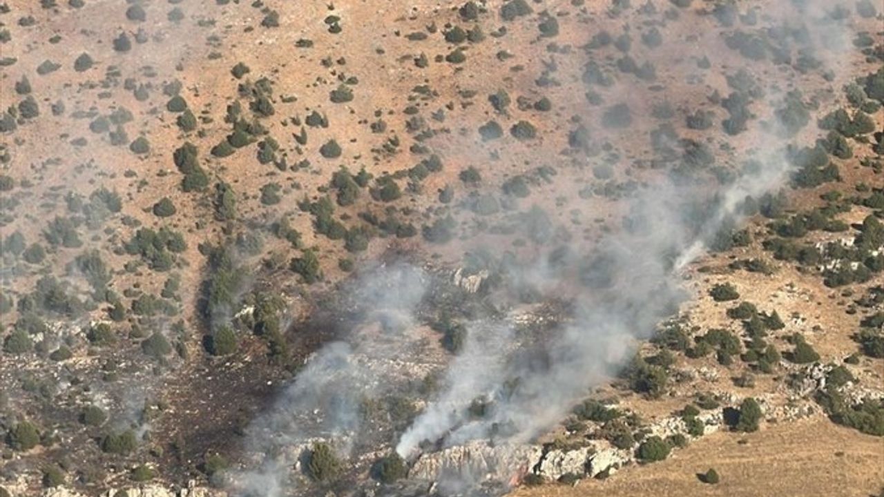 Adana'daki Orman Yangını Kontrol Altına Alındı