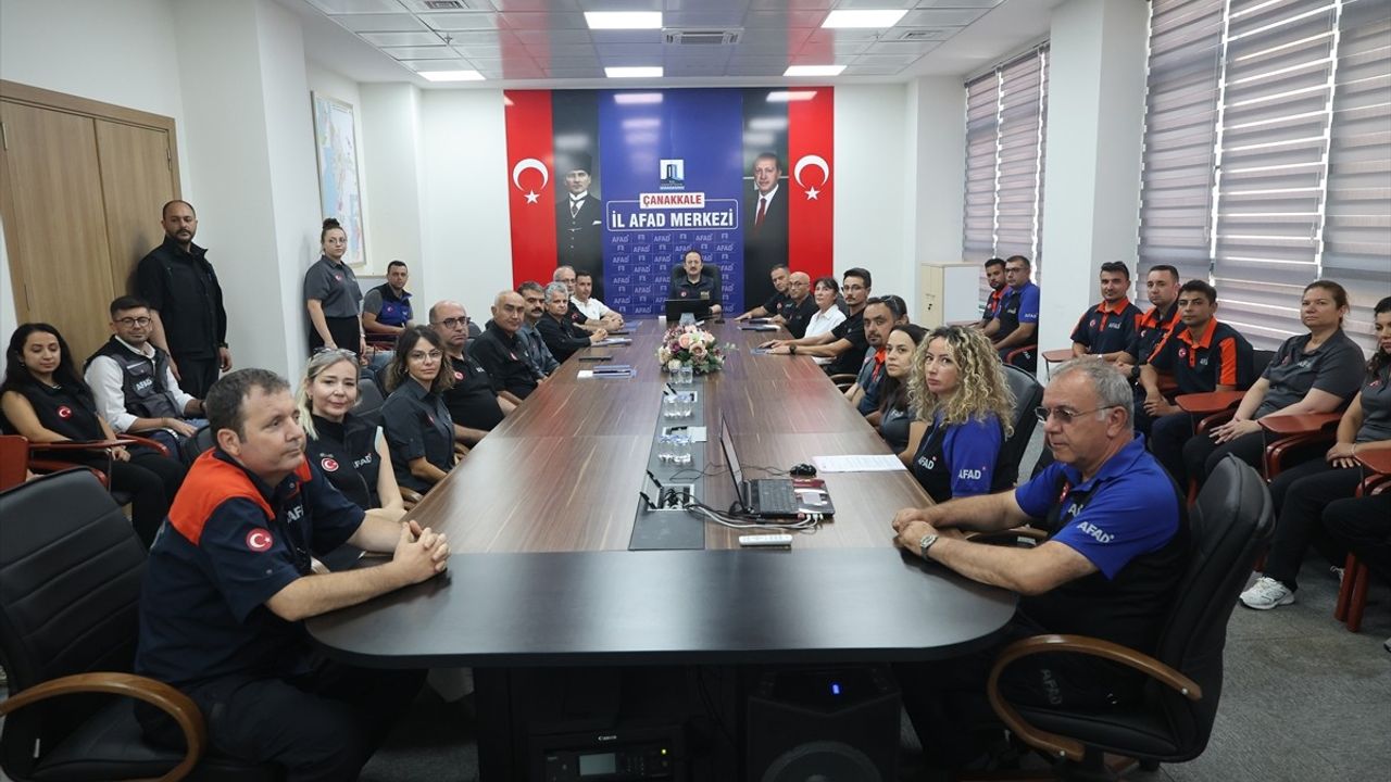 AFAD Başkanı Pehlivan, Çanakkale'deki Yangınlara Yanıt Verdi