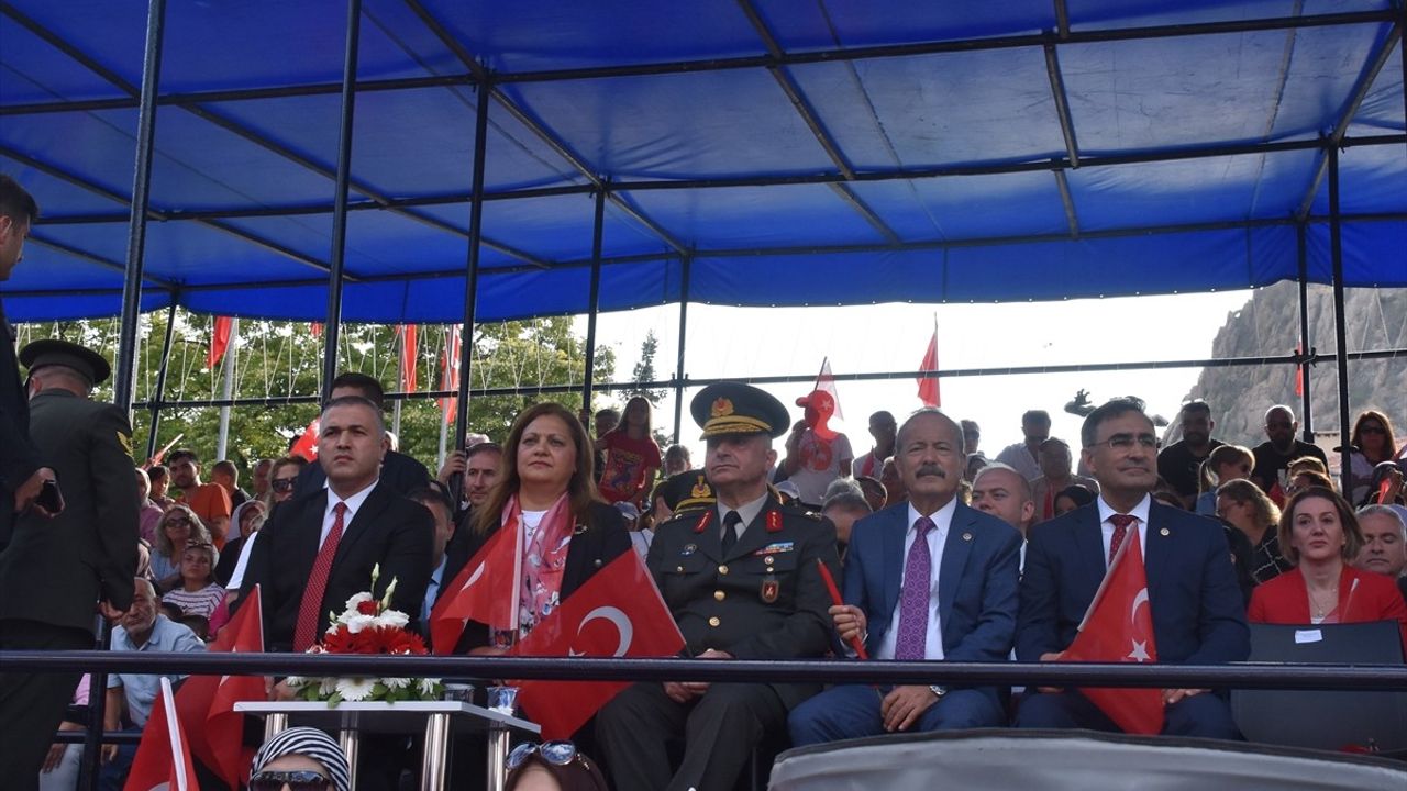 Afyonkarahisar'ın Kurtuluş Bayramı Coşkuyla Kutlandı