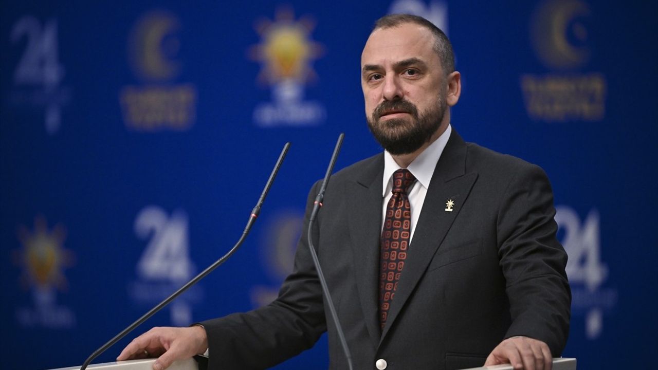 AK Parti 24. Yıl Dönümünü Coşkuyla Kutluyor