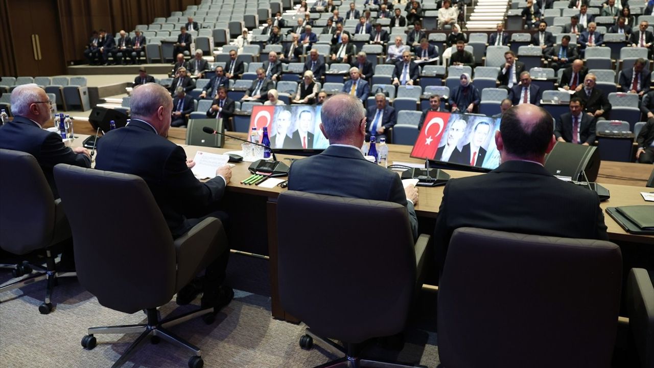 AK Parti MKYK Toplantısı Gerçekleşti