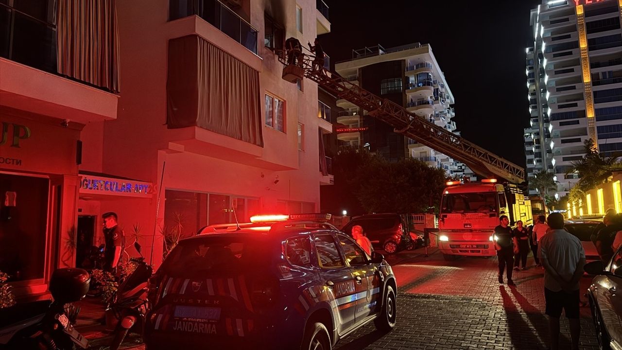 Alanya'da Apartman Yangını: Hasar ve Yaralı