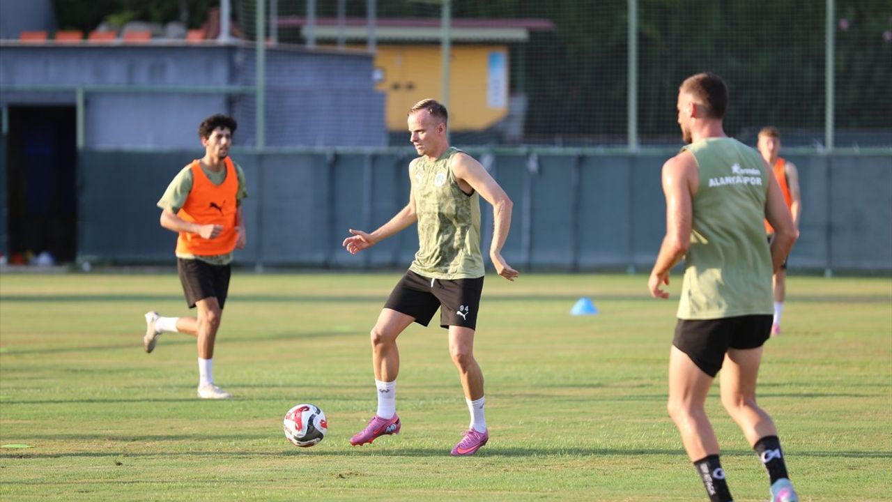 Alanyaspor Çaykur Rizespor Maçı Hazırlıklarına Başladı