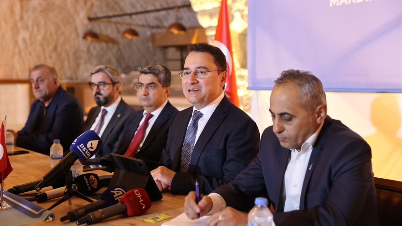 Ali Babacan Mardin'de Terörsüz Türkiye Vurgusu Yaptı