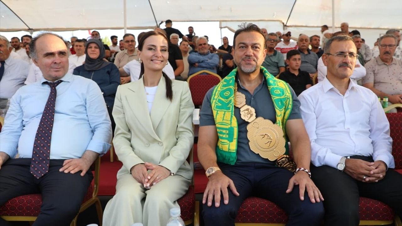 Ali İhsan Batmaz, Korkuteli Altın Kiraz Yağlı Pehlivan Güreşleri'nde Şampiyon Oldu