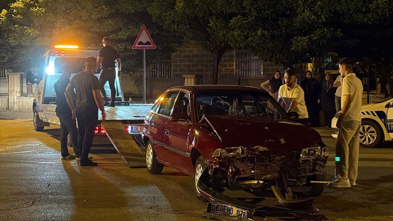 Ankara'da Motosiklet Kazası: Bir Ölü, Bir Yaralı