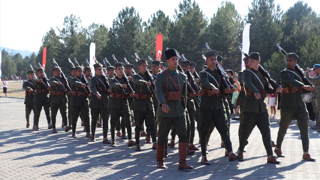 Bakan Bak'tan Zafer Bayramı Mesajı