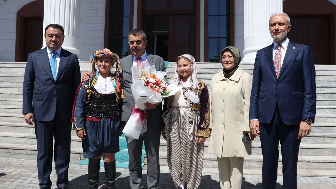 Bakan Tekin'den Kütahya'da Terörsüz Türkiye Vurgusu