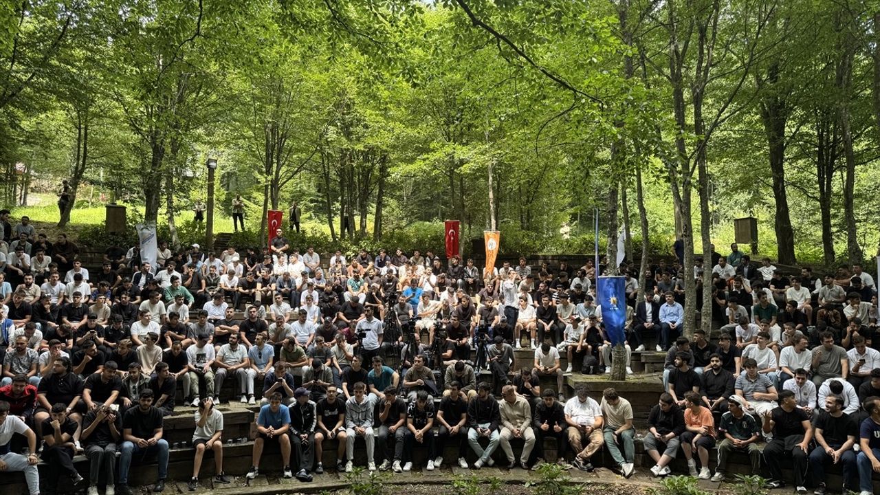 Bilal Erdoğan Kocaeli'de Gençlerle Buluştu