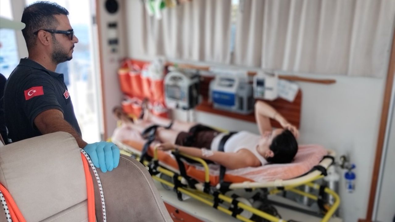 Bodrum Açıklarında Meksikalı Turiste Acil Tıbbi Tahliye