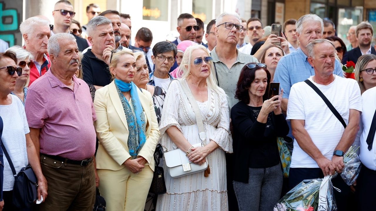 Bosna Hersek'te Sırp Katliamı 30 Yıl Sonra Anıldı