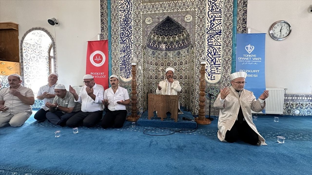 Bozkurt'ta Sel Felaketi Anması İçin Mevlit Düzenlendi