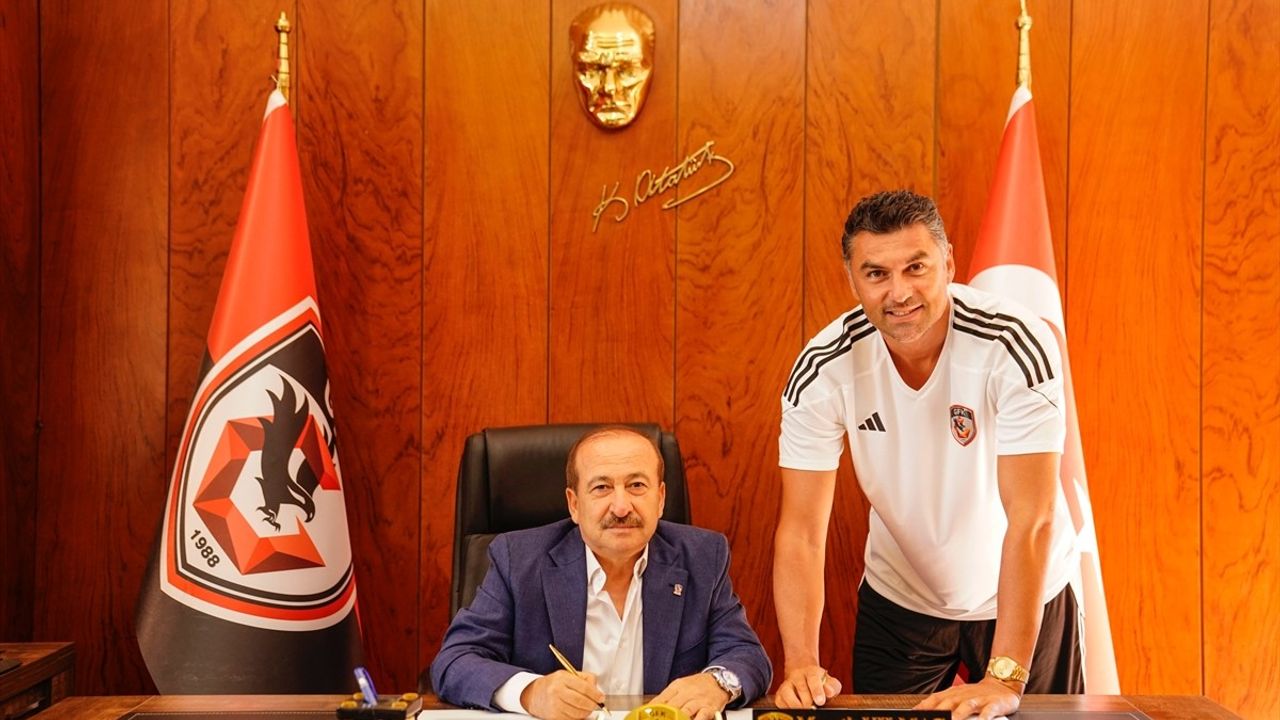 Burak Yılmaz Gaziantep FK'nın Yeni Teknik Direktörü