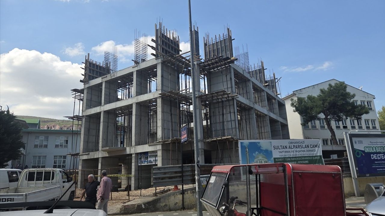 Bursa'da İnşaattan Düşen İşçi İçin İki Kişi Tutuklandı