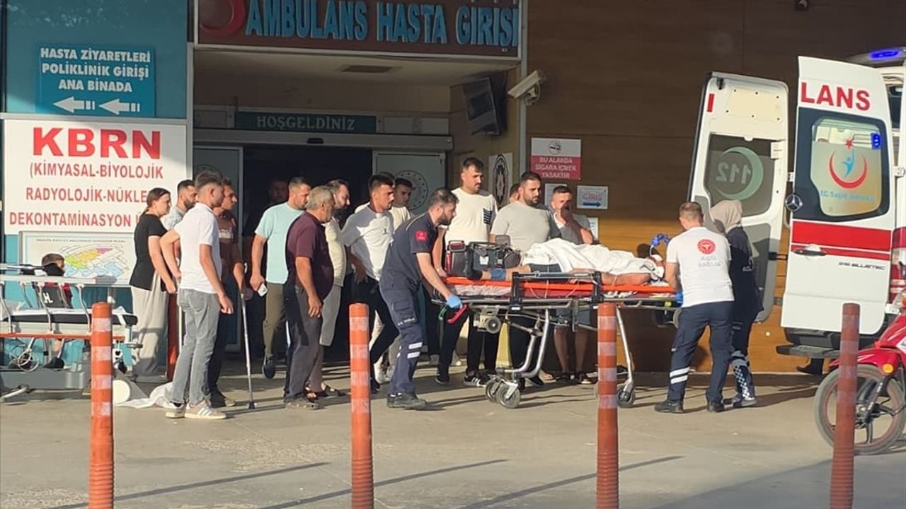 Bursa'da Motosiklet-Kamyon Kazası: 2 Ağır Yaralı