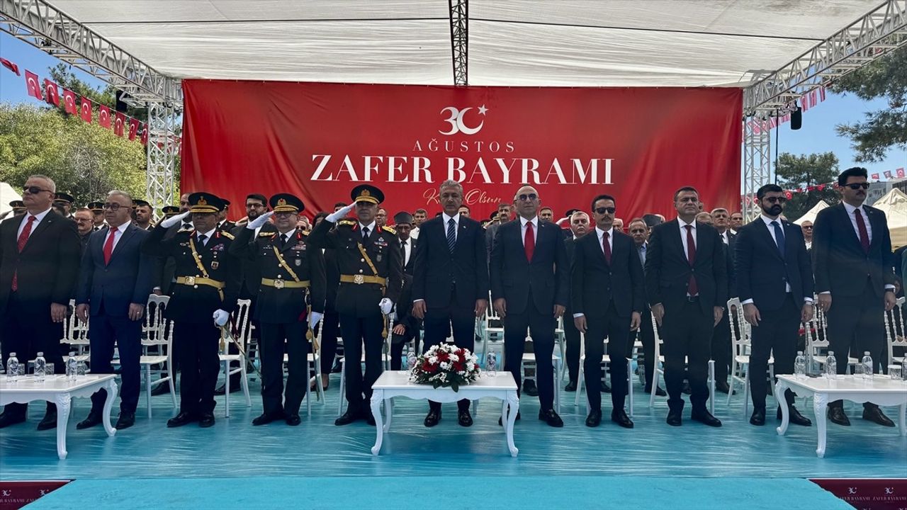 Büyük Zafer'in 103. Yılı Törenlerle Kutlandı