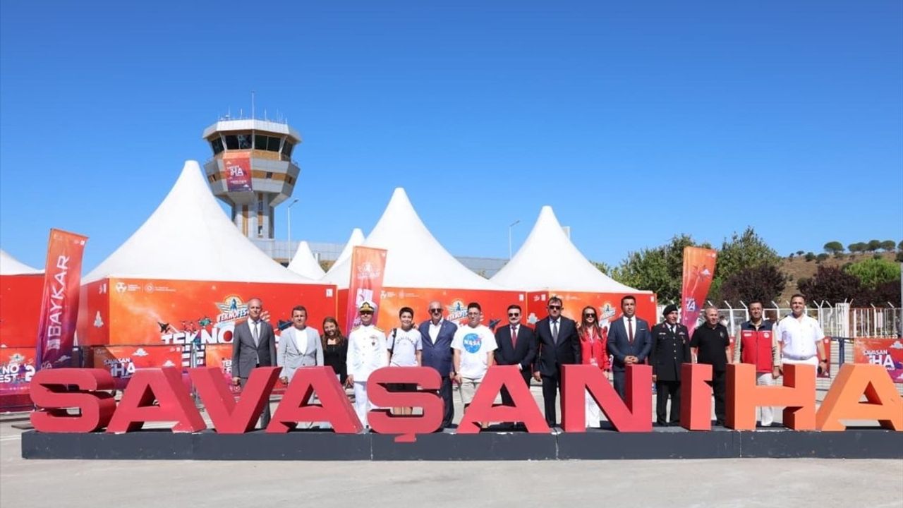 Çanakkale Valisi Ömer Toraman, Gökçeada'da TEKNOFEST Yarışmasını Ziyaret Etti