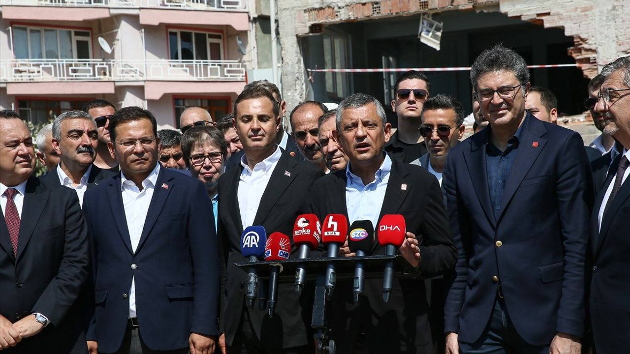CHP Lideri Özgür Özel: Sındırgı Acilen Afet Bölgesi İlan Edilmeli