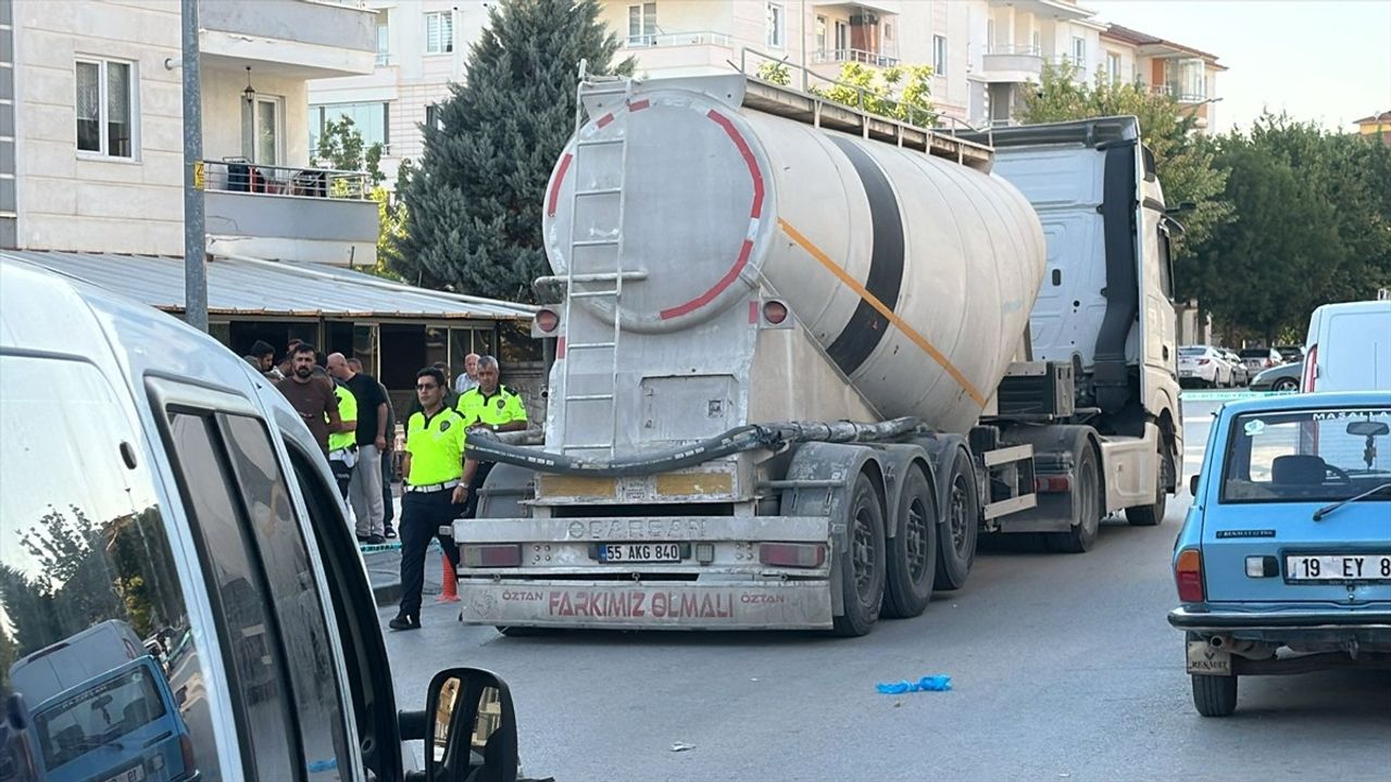 Çorum'da Bisiklet Sürücüsü Çocuk Hayatını Kaybetti