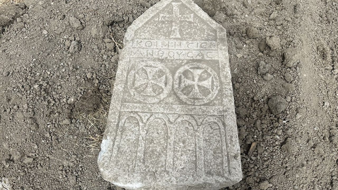 Çorum'da Tarihi Mezar Taşı Koruma Altına Alındı