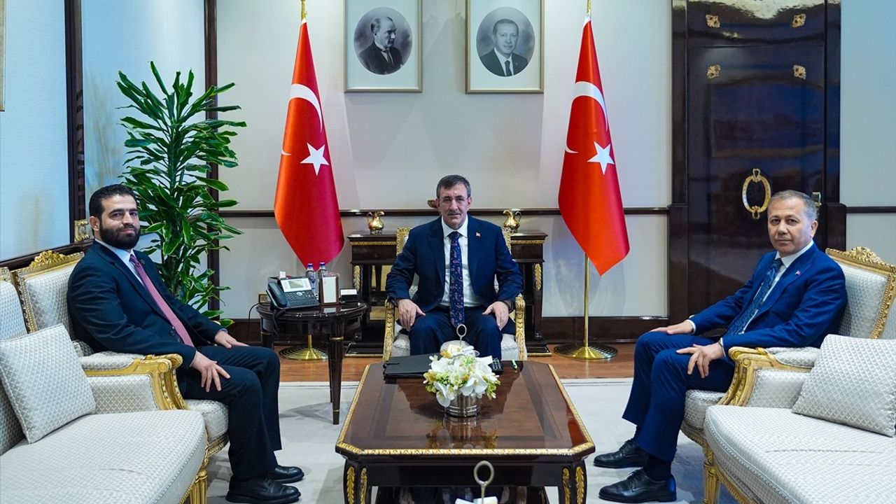 Cumhurbaşkanı Yardımcısı Yılmaz, Suriye İçişleri Bakanı Hattab ile Görüşme Gerçekleştirdi