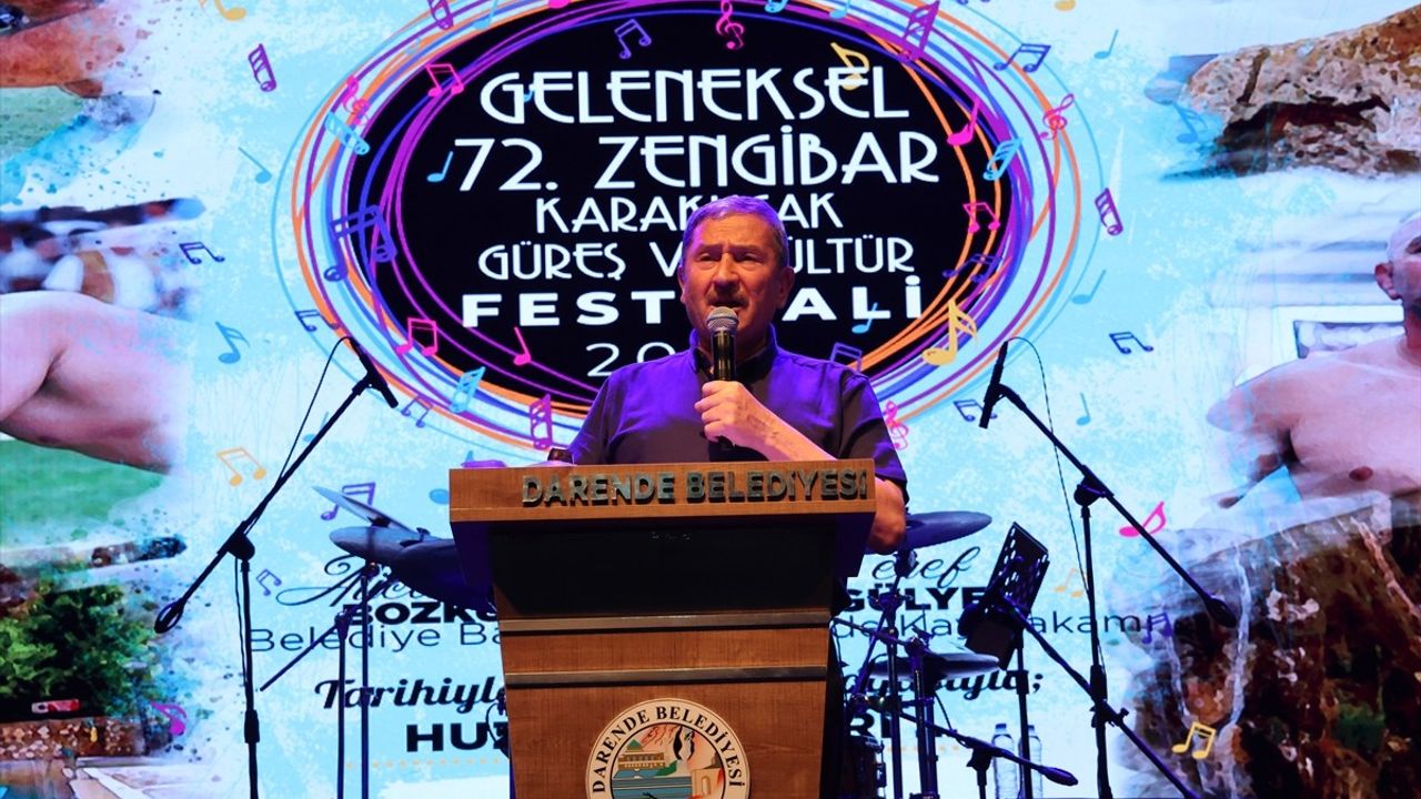 Darende'de 72. Geleneksel Zengibar Karakucak Güreş ve Kültür Festivali Devam Ediyor
