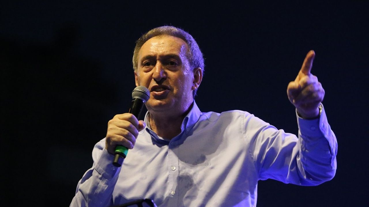 DEM Parti Eş Genel Başkanı Tuncer Bakırhan, Şanlıurfa'da Dünya Barış Günü Mitingine Katıldı