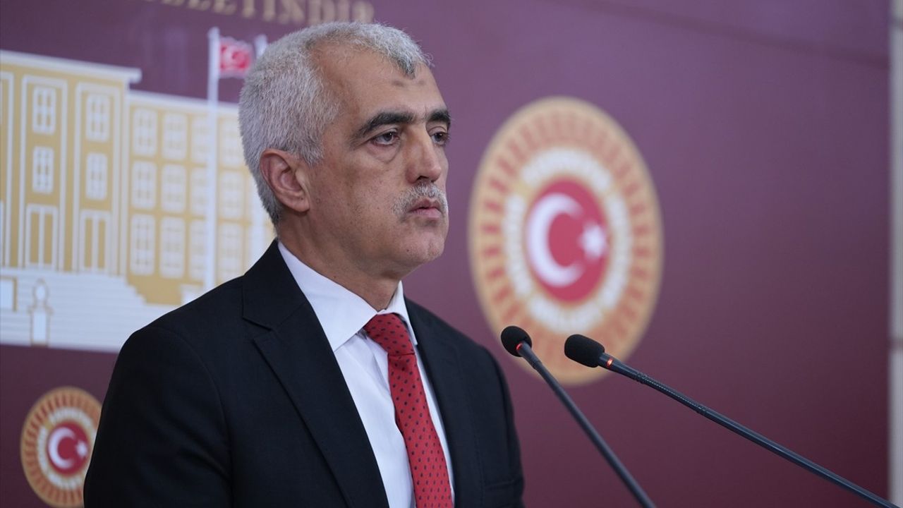 DEM Parti'li Gergerlioğlu'dan Sahte Diplomalar Üzerine Açıklama