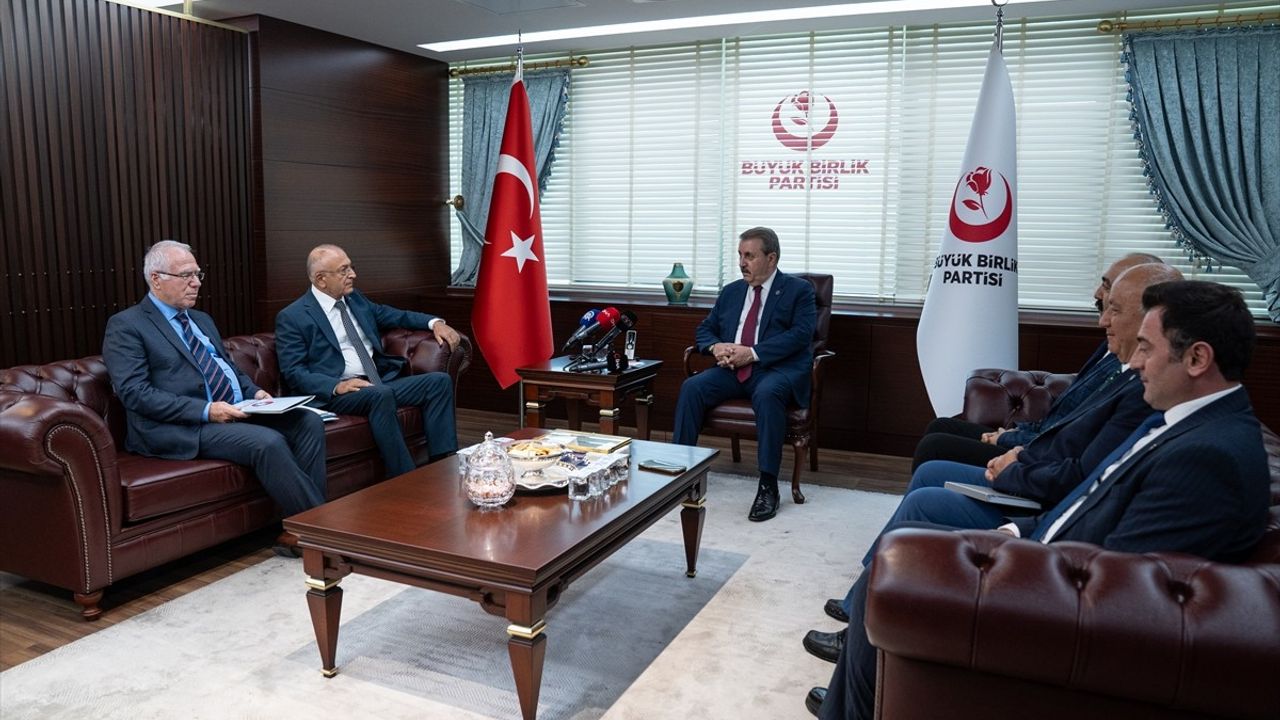 Destici, Cem Vakfı Temsilcilerini Kabul Etti