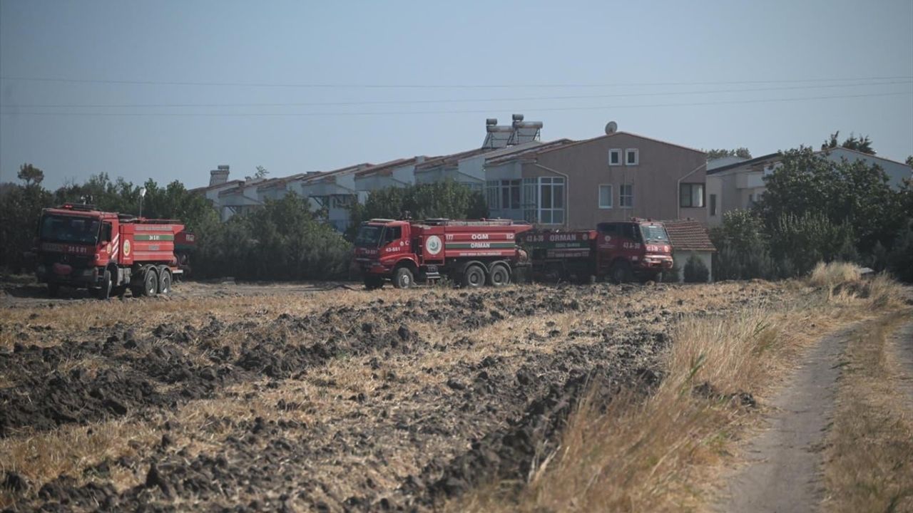 Edirne'de Orman Yangını: Vali Sezer Vatandaşlarla Buluştu