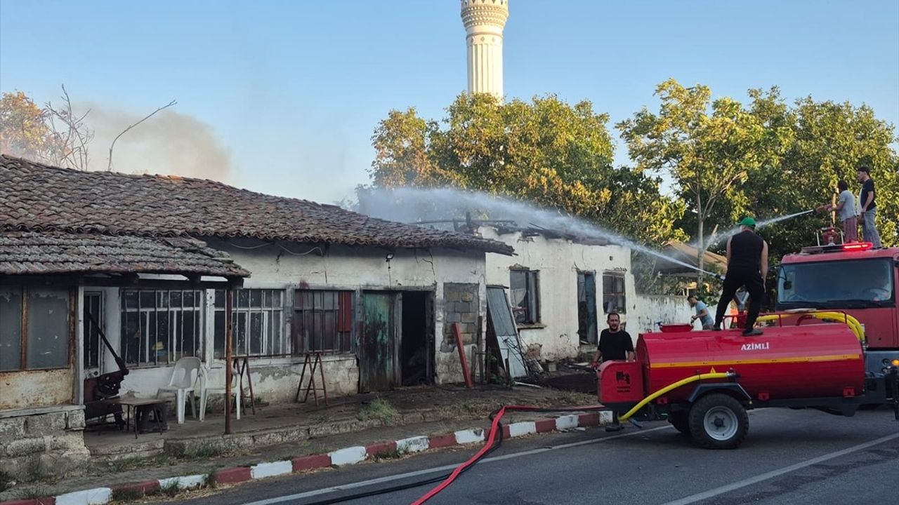 Edirne'nin Havsa İlçesinde Yangın: Bir Ev Kullanılamaz Hale Geldi