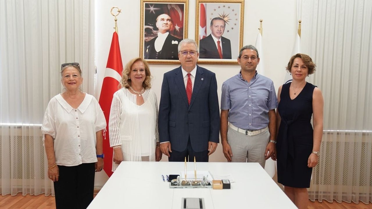 Ege Üniversitesi'nden Mikroplastik Kirliliğine Nükleer Çözüm