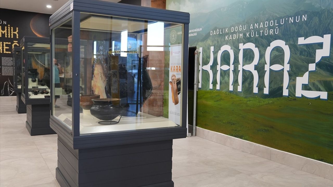 Erzurum'da Karaz Kültürü Eserleri Sergileniyor