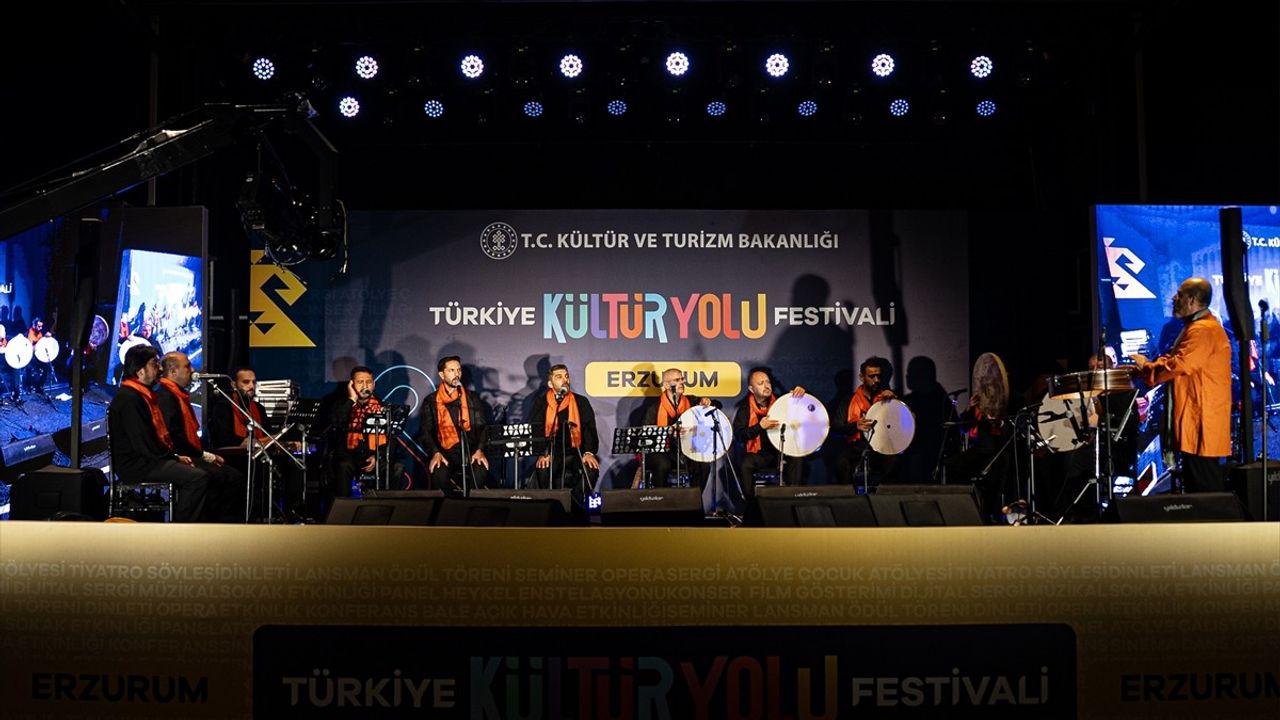 Erzurum Kültür Yolu Festivali Coşkuyla Devam Ediyor