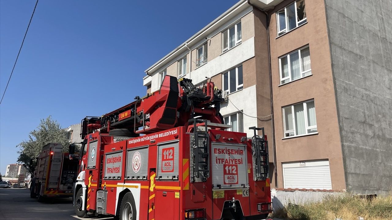 Eskişehir'de Yangın Feci Sonuçlandı: Bir Kişi Hayatını Kaybetti