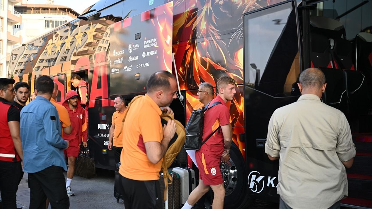 Galatasaray Gaziantep'te Yeni Sezona Merhaba Dedi