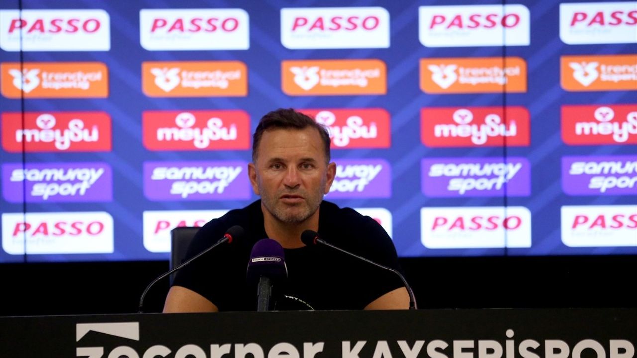 Galatasaray Teknik Direktörü Okan Buruk'tan Transfer Açıklamaları